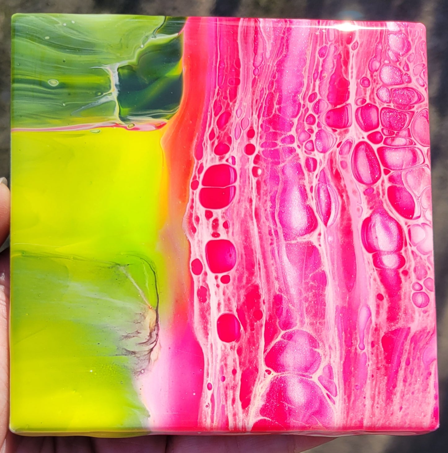 Fluid Art on a 4.25 inch Tile/Coaster with Cork Bottom