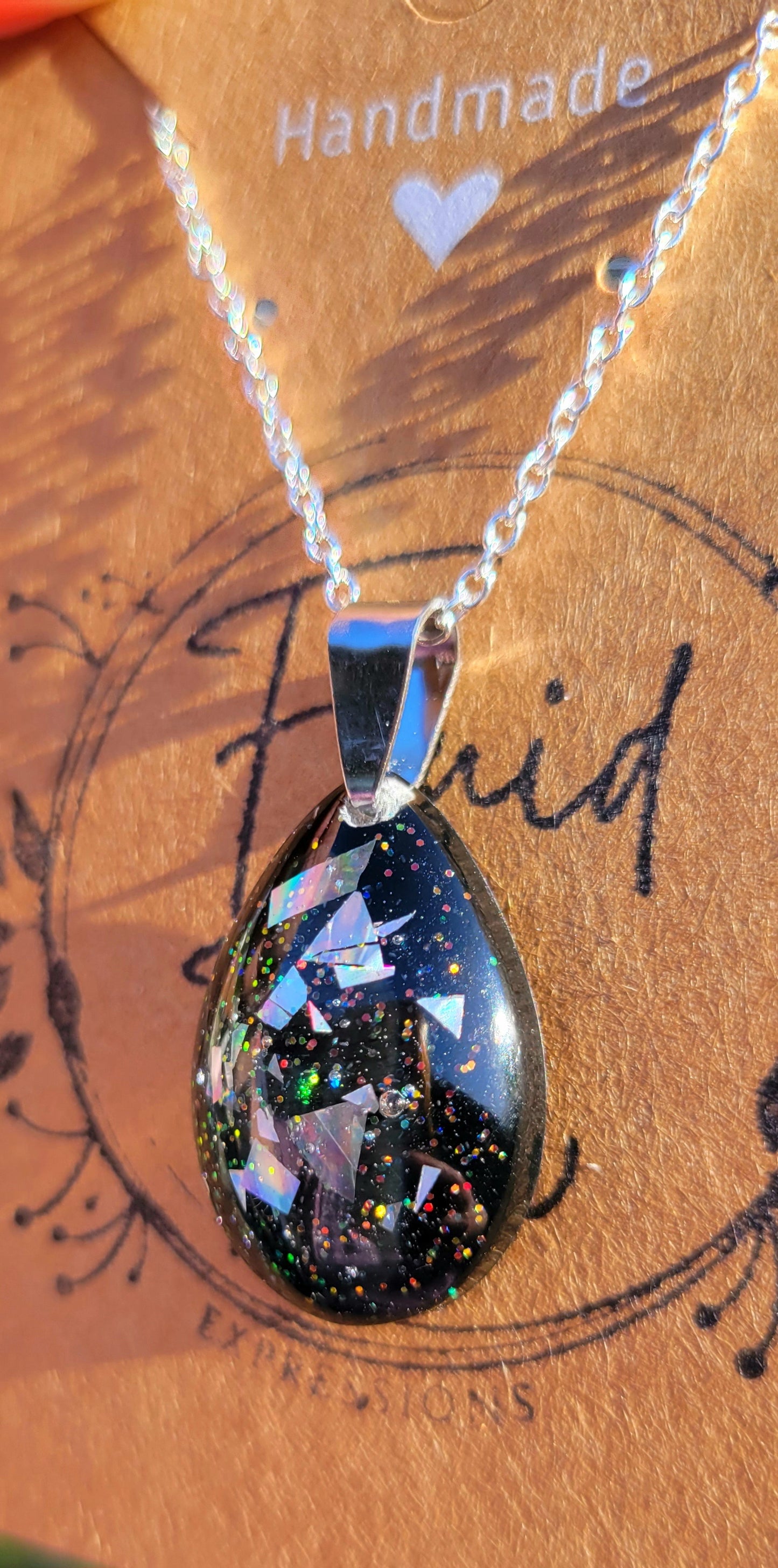 Handmade Resin Art Pendant with 20 Inch Silver Plated Necklace Chain