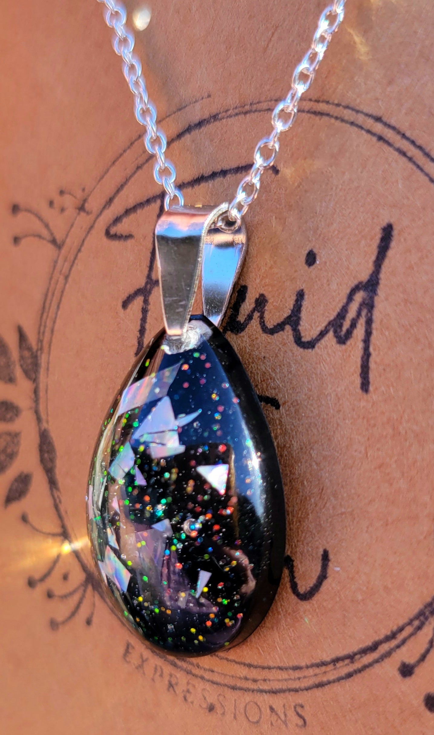 Handmade Resin Art Pendant with 20 Inch Silver Plated Necklace Chain