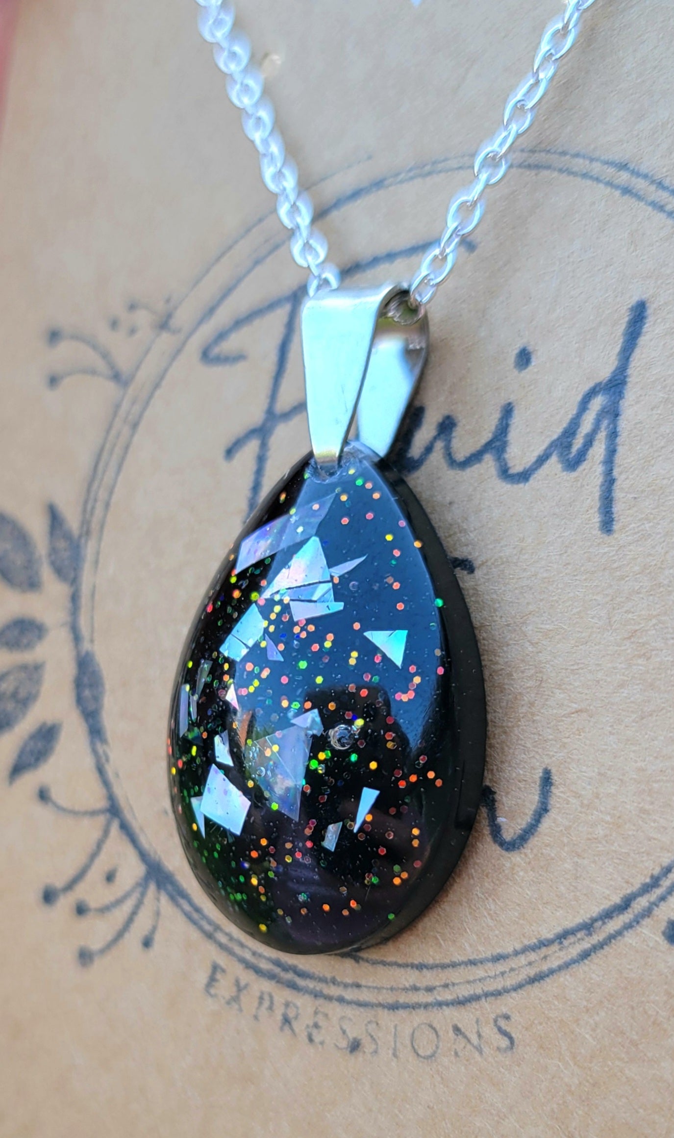 Handmade Resin Art Pendant with 20 Inch Silver Plated Necklace Chain