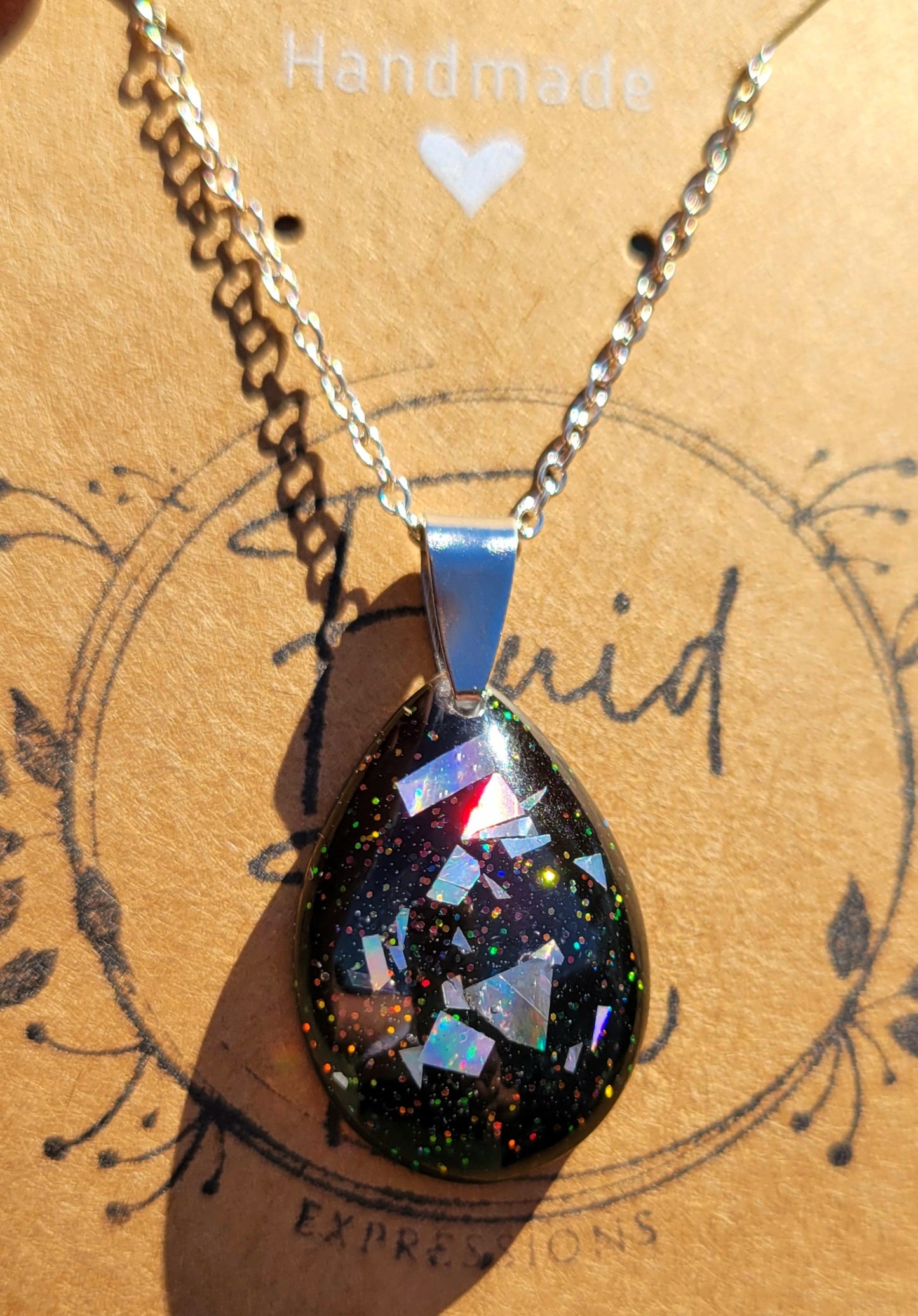 Handmade Resin Art Pendant with 20 Inch Silver Plated Necklace Chain