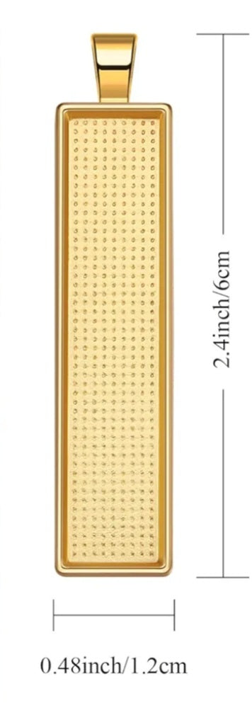 Handmade Fluid art pendant with silver plated 18 inch necklace chain.