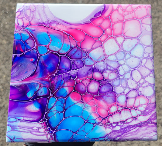 Fluid art on a 6 inch tile