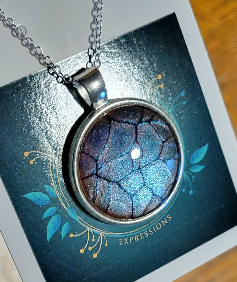 Handmade Fluid Art Colorshifting Pendant with 20 inch silver plated necklace chain