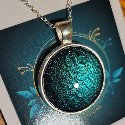 Handmade Fluid Art Colorshifting Pendant with 20 inch silver plated necklace chain