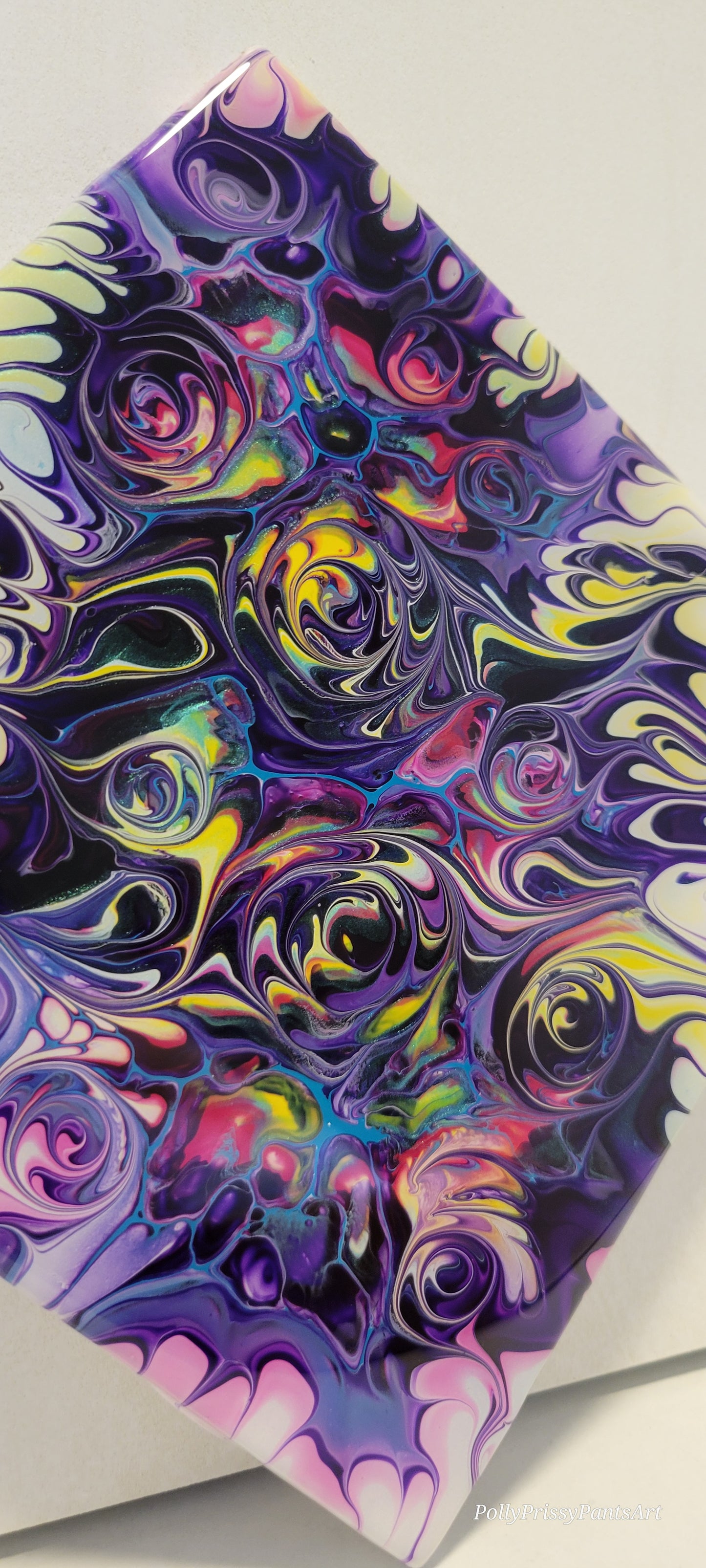 Fluid art on a 6 inch tile