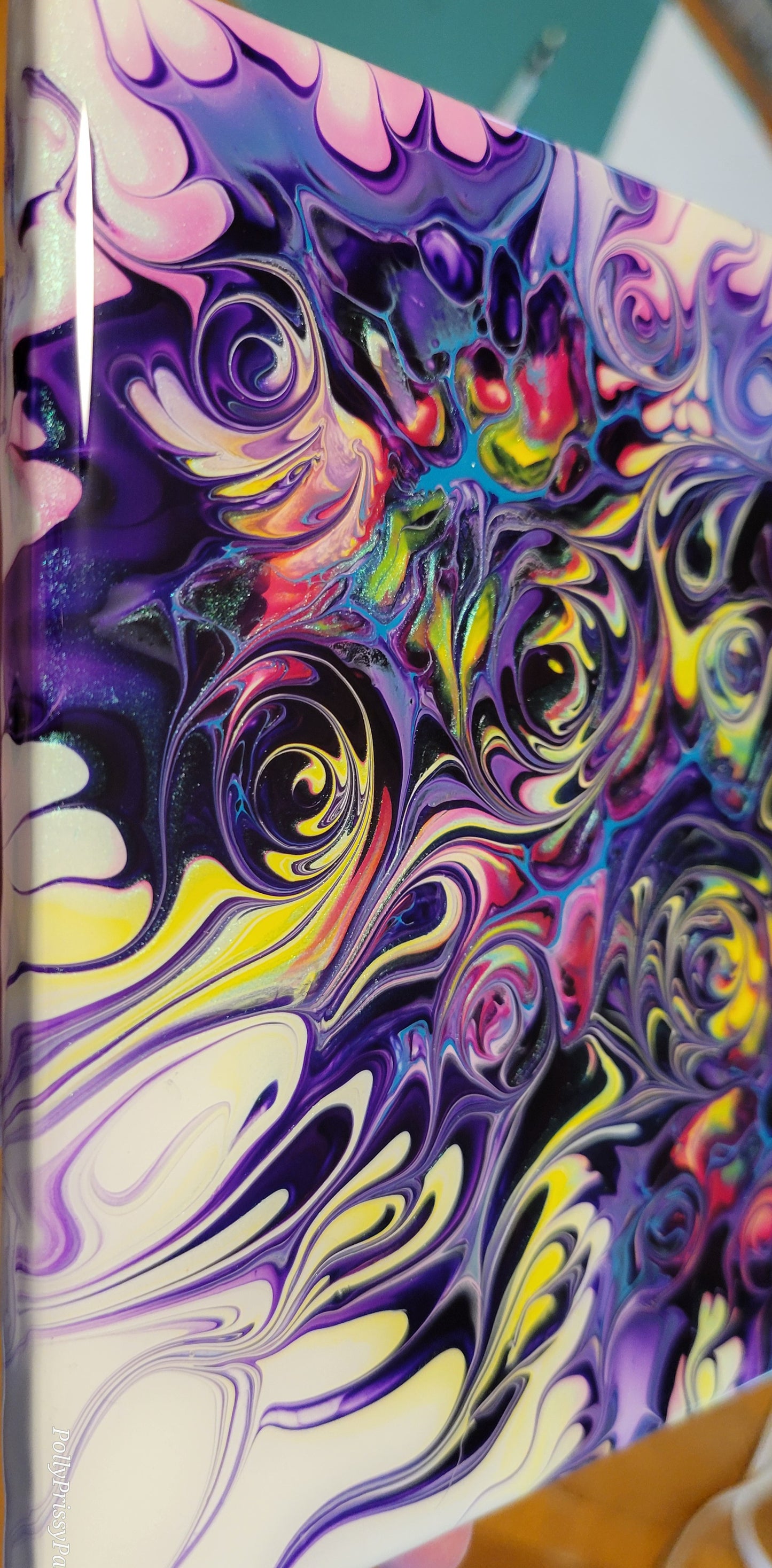 Fluid art on a 6 inch tile