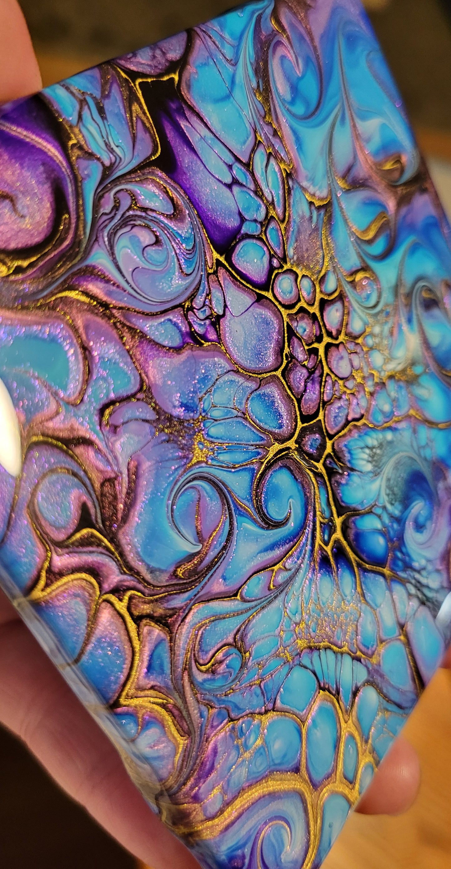 Fluid Art Bloom on 4.25 inch tile