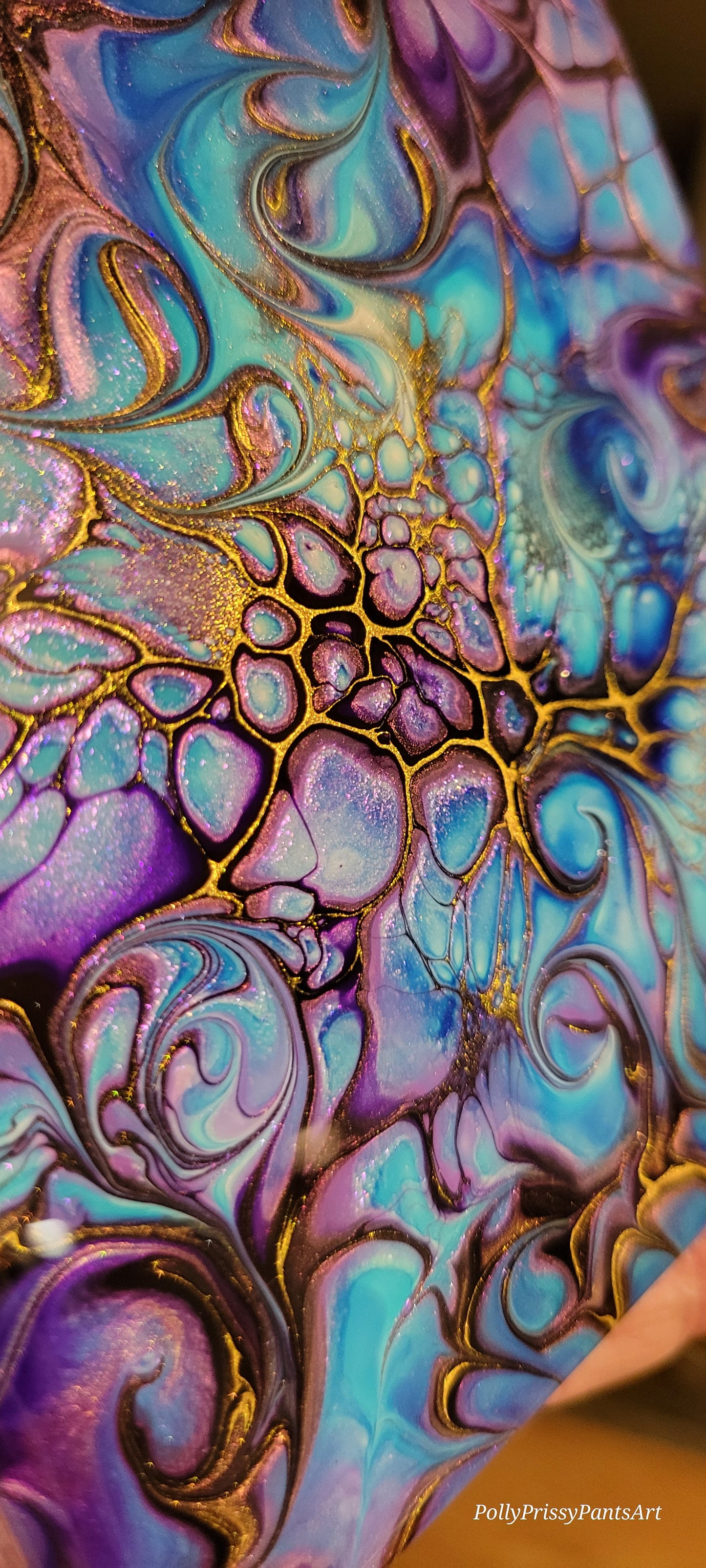 Fluid Art Bloom on 4.25 inch tile