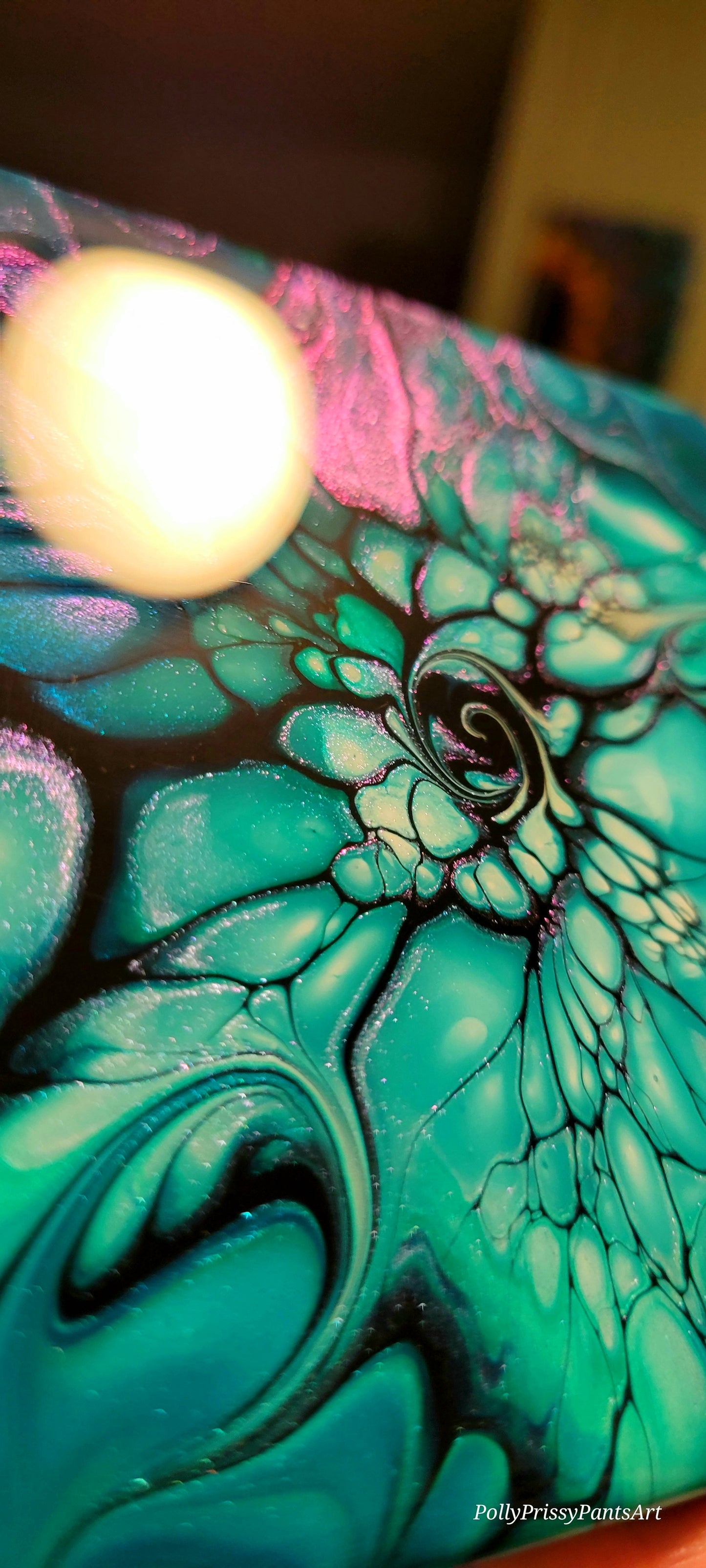 Fluid Art Bloom on 4.25 inch tile