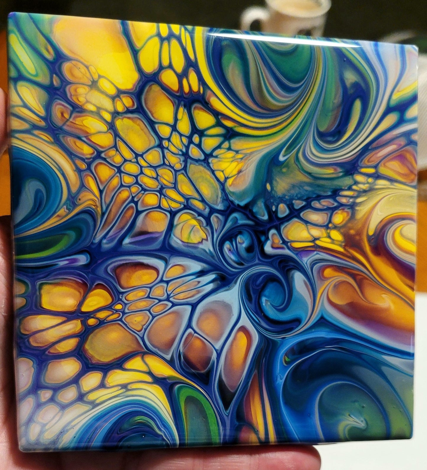 Fluid Art Bloom on 4.25 inch tile