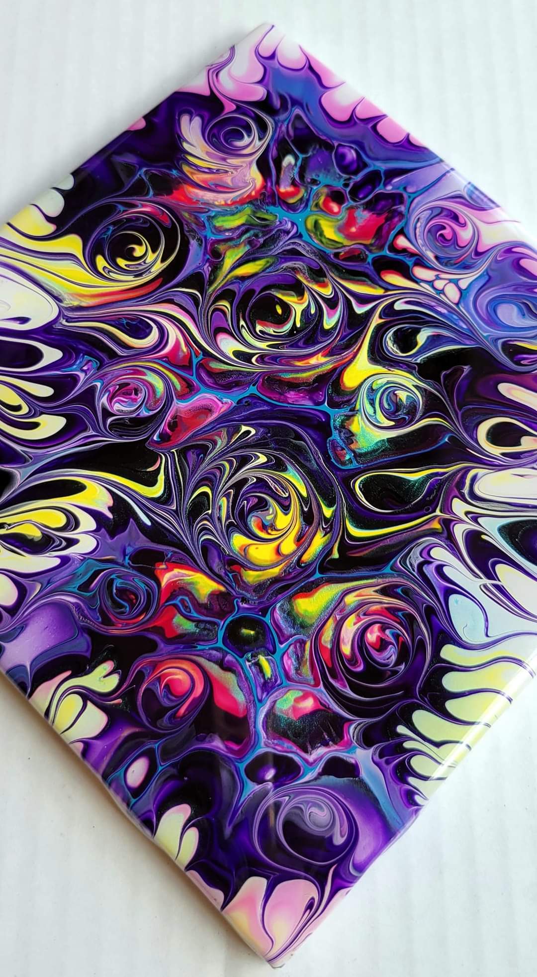 Fluid art on a 6 inch tile